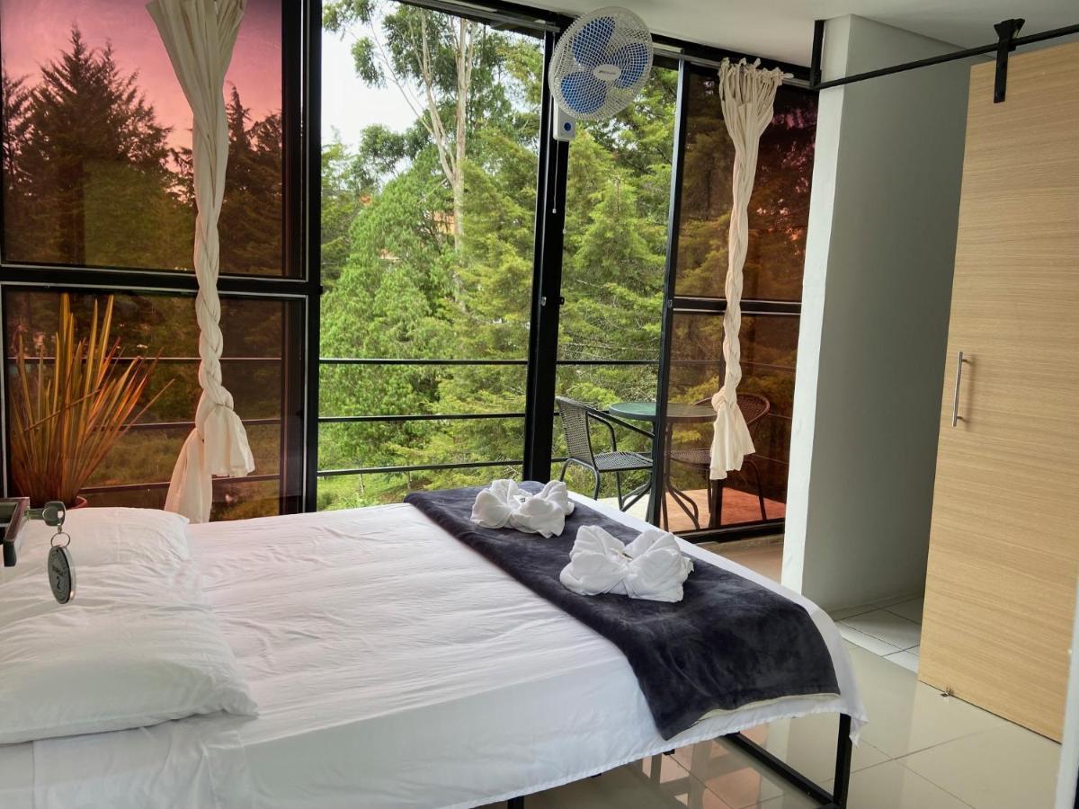 La Madriguera Hotel Guatapé Екстериор снимка