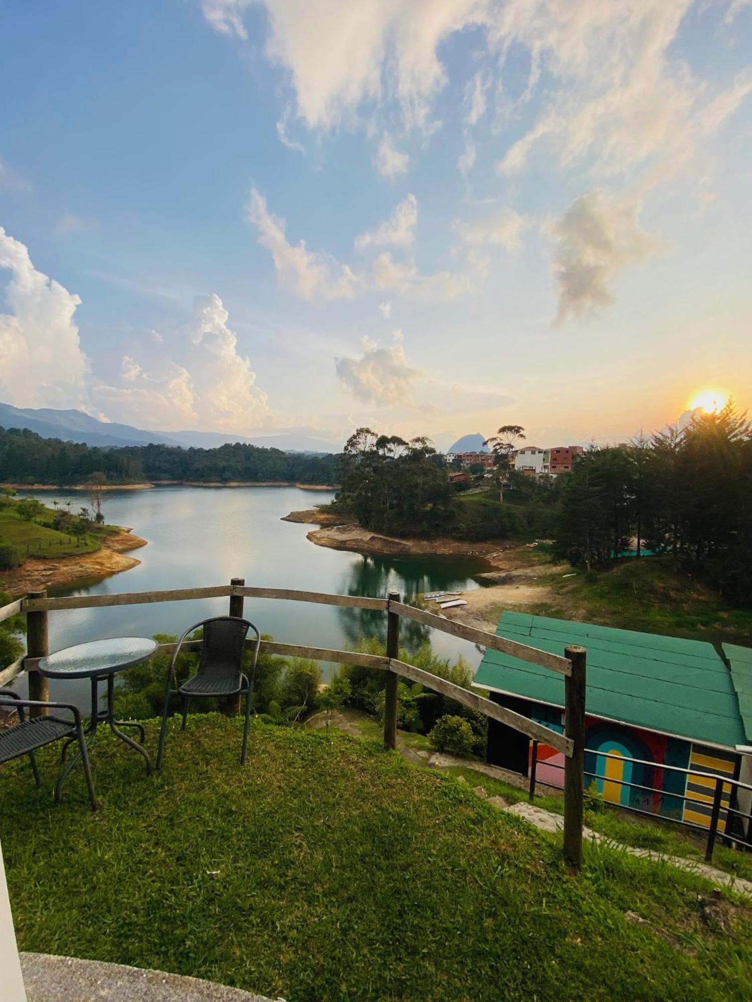 La Madriguera Hotel Guatapé Екстериор снимка
